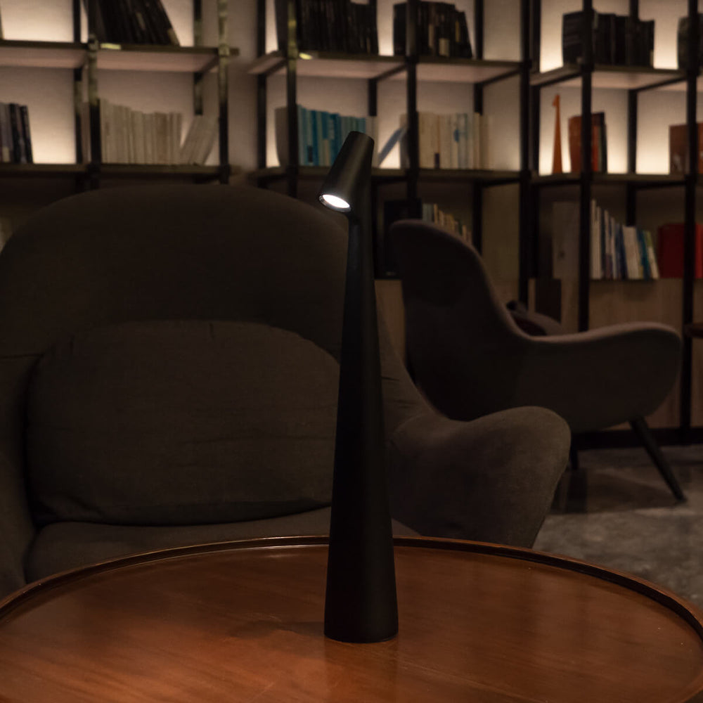 Nordic Minimalist Trådlampa - Uppladdningsbar &amp; Stilren Dekoration