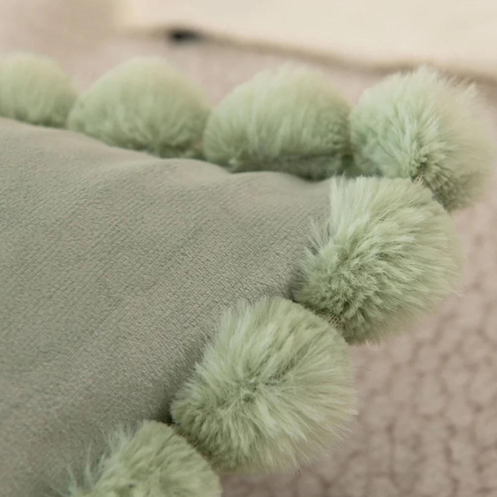 Sammet Pom-Pom Trim Kuddeöverdrag