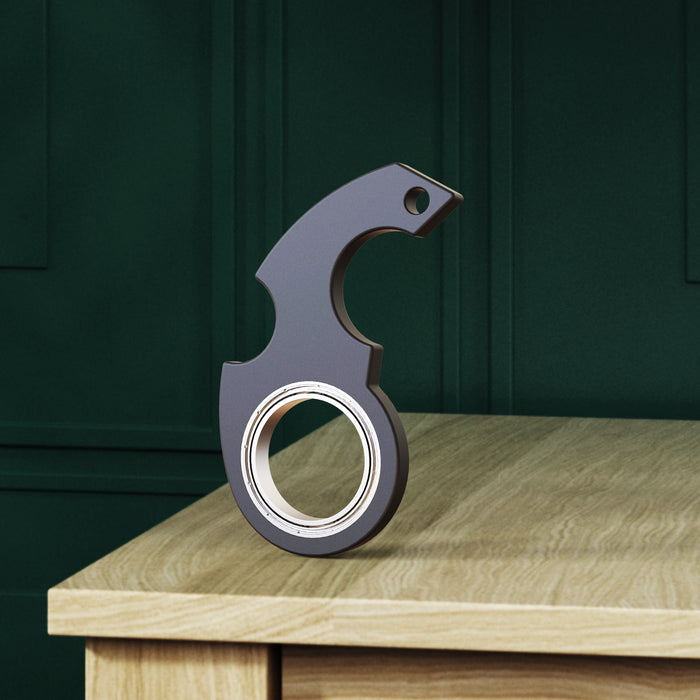 Trivhem Fidget spinner-nyckelring med flasköppnare