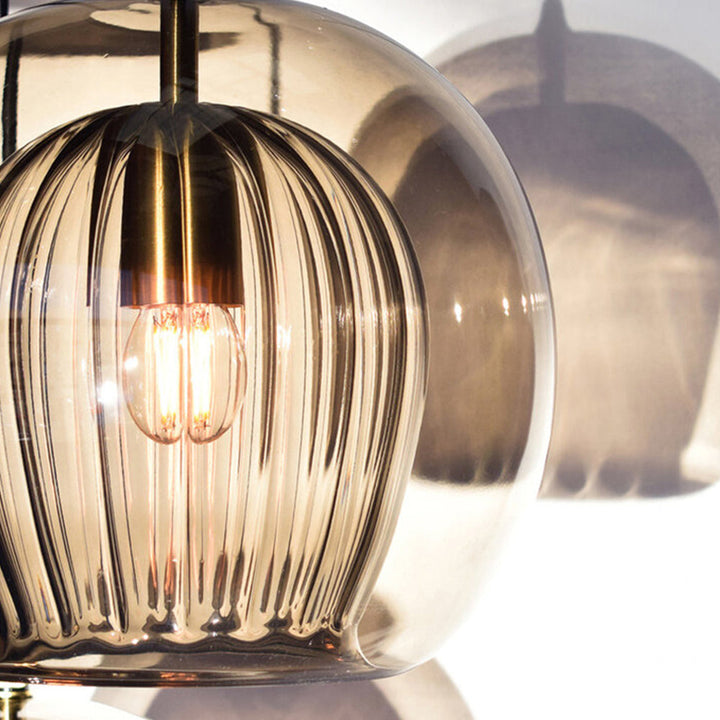 Celine Stilren Bolformad LED Taklampa