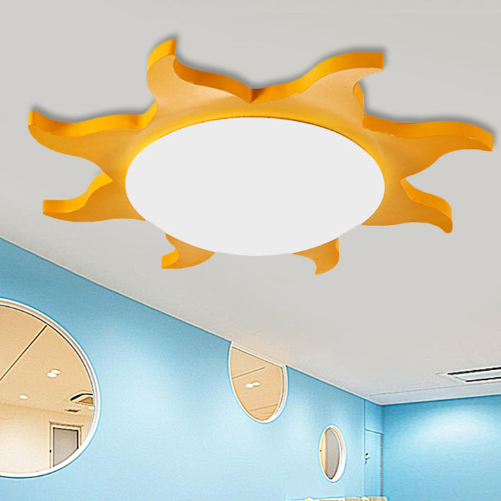 SunShape - Tecknad Trä Akryl Taklampa för Förskolan