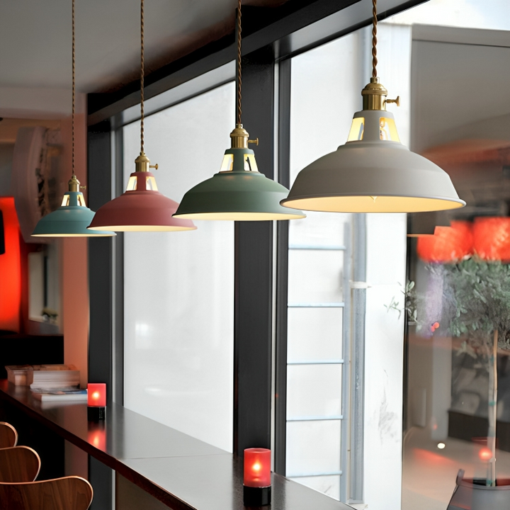 Industriell mässingshängande lampa med blå skärm