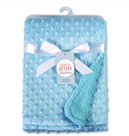 Prickig babyfilt i minky och fleece