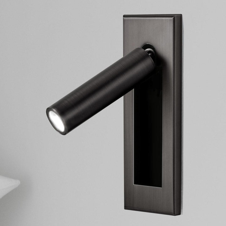 Modern inbyggd sänglampa med LED-ljus