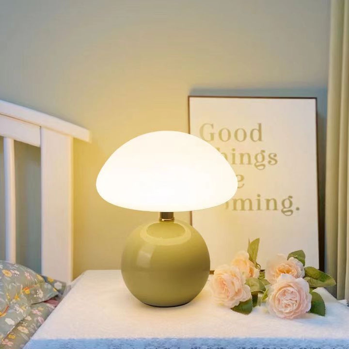 Bordslampa kräm keramik LED svampdesign