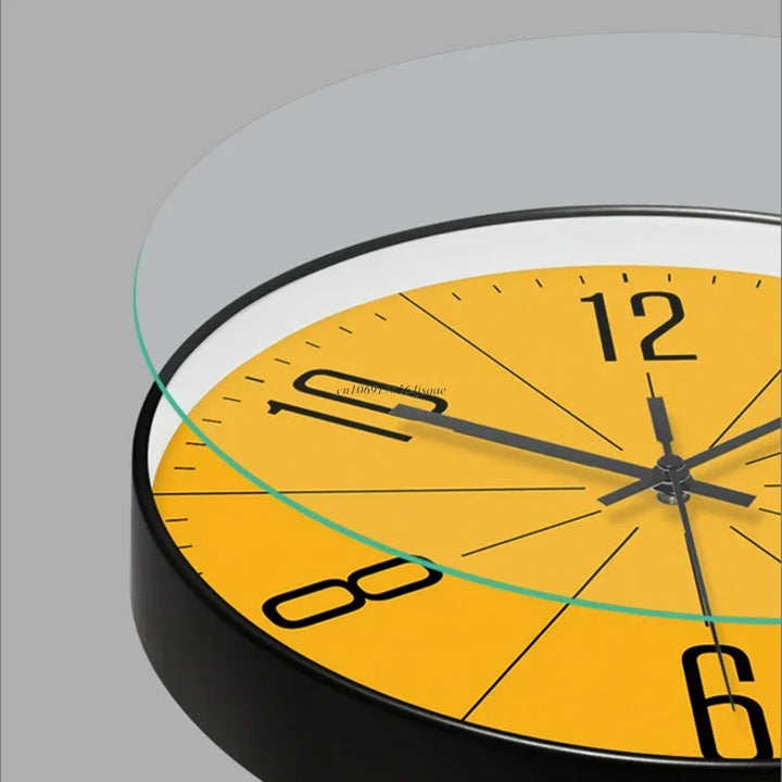 TimeWisp Trä Väggklocka – Tyst och Stilren Tidsvisare