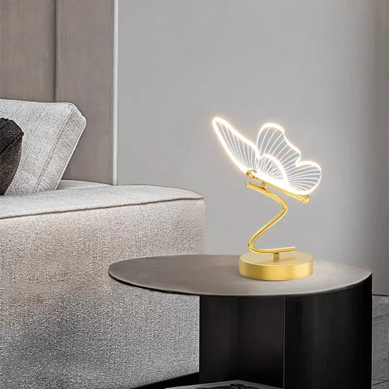 Carvallo Bordslampa Lunavia | 3 Ljuskällor | Fjärilsdesign | Akryl &amp; Guld | 6 W