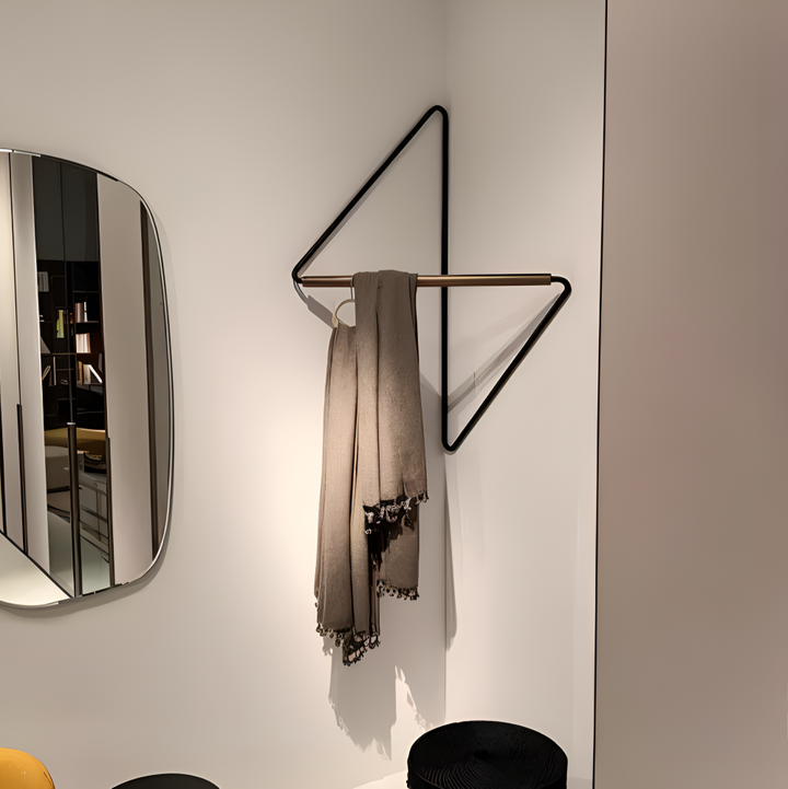 NordicFrame Klädställ – Minimalistisk &amp; Geometrisk Design