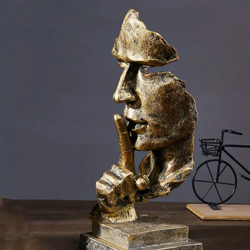 Serenity Sculpt – Abstrakt skulptur för lugn reflektion i din inredning