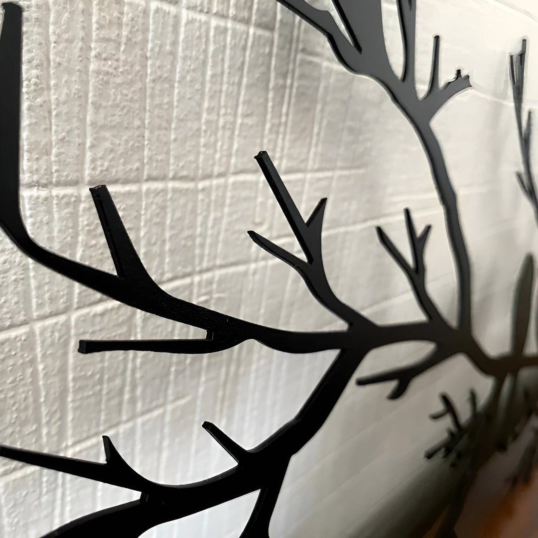 Metallväggdekor med fåglar på gren – Modernt &amp; Klassisk design för hemmet