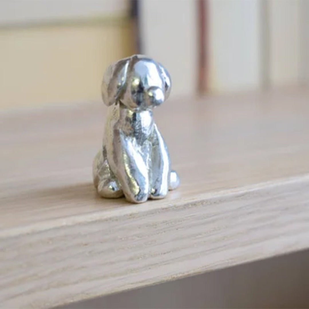 Carvallo – Elegant Familjeskulptur med Tidlös Betydelse