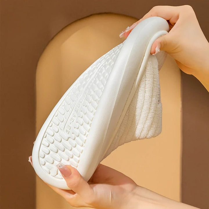 Memory Foam Fluffiga tofflor av plysch
